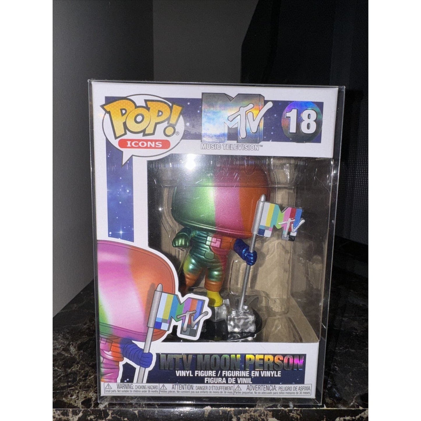 Funko Pop! Vinyl: MTV - MTV Moon Person (Rainbow) (Metallic) #18 w/Protector.